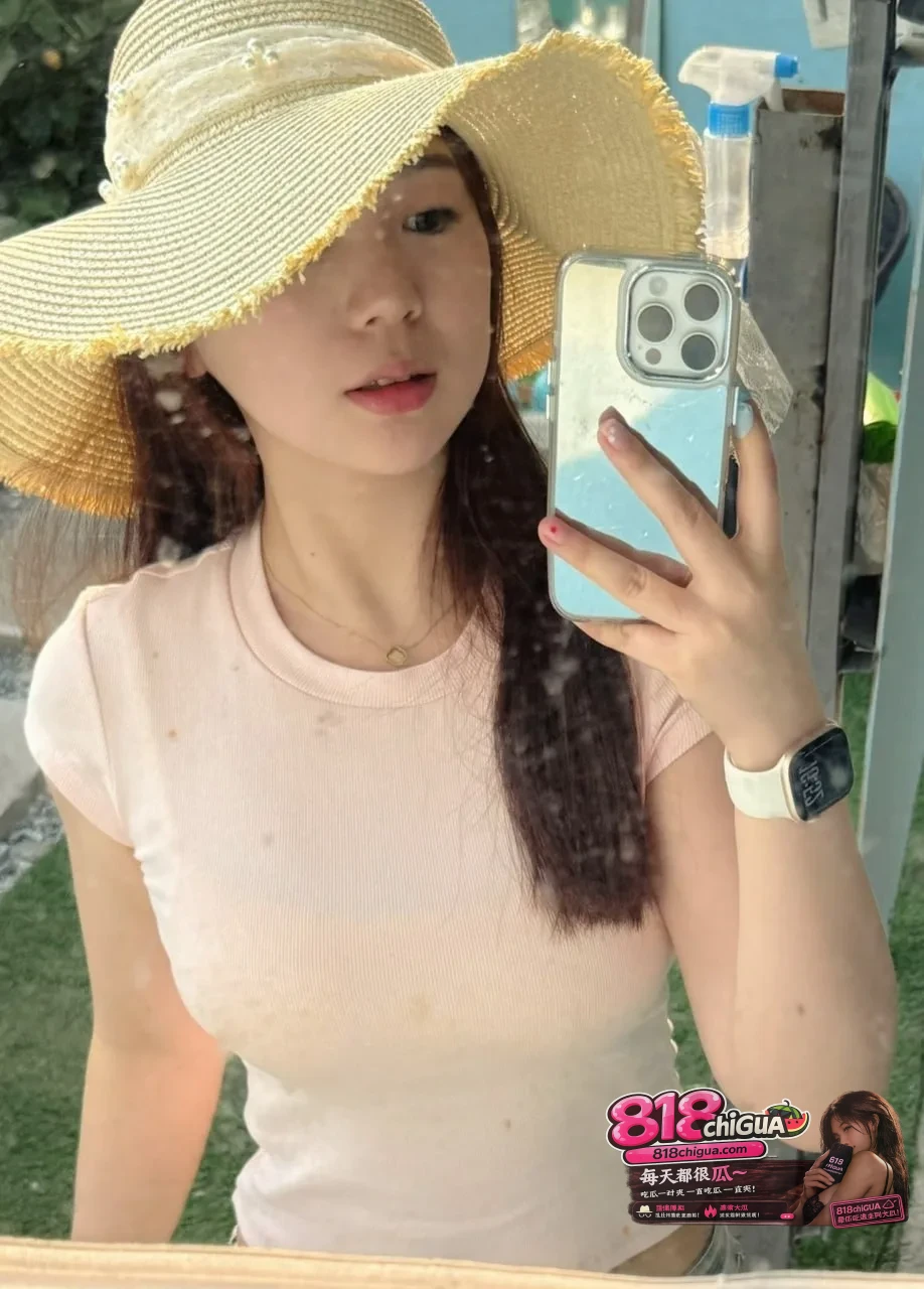抖音小网红 千千万 微胖界的天花板 私密性爱自拍流出 粉嫩少女上位打桩巨乳摇晃浪叫不停