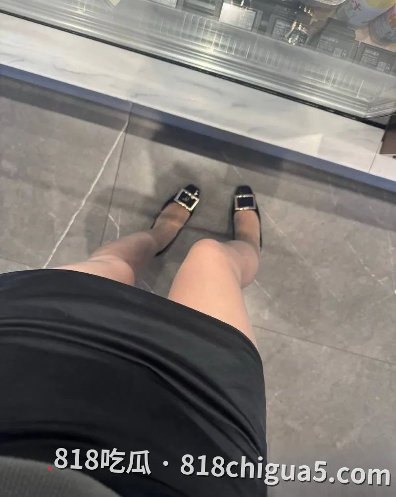 四十岁的女人得不到满足真可怕 85年体制内女医生陈一颖诊室丝袜自拍视频 反差惊呆众人