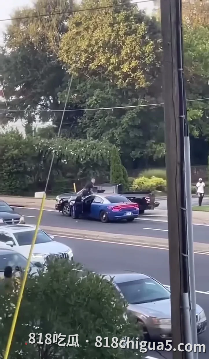 现场比电影更震撼！美国警方跨国/跨州疯狂围剿超速拒捕车，画面超然
