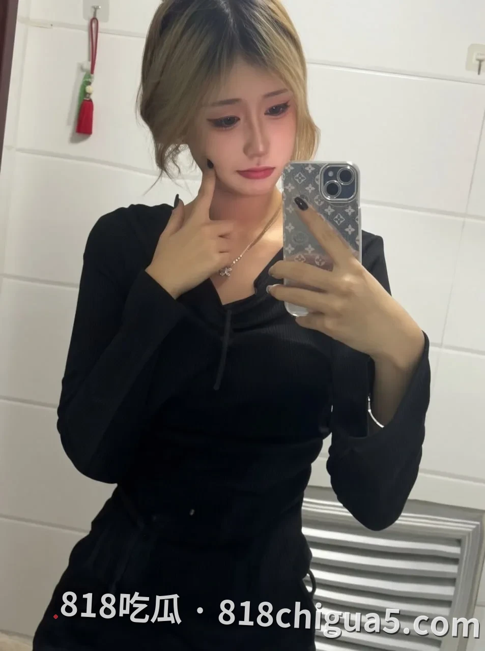 900天真心被贱踏,江西乐平中学黎子睿出轨被女友曝光!聊骚记录+偷情视频全流出,上演现实版陈俊生凌玲!