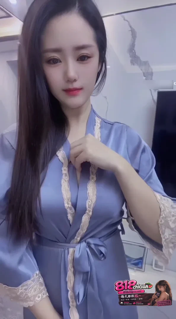 抖音网红御姐星辰骚舞自慰私拍福利合集流出无罩抖奶骚舞肉感身材骑乘阳具自慰插穴淫水狂喷
