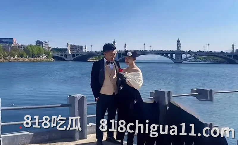 抖音百万网红唐三妹婚后出轨被曝光!原配离世后经常与情人地下恋情,还去KTV寻找男模满足自己,性爱视频惨遭扒出