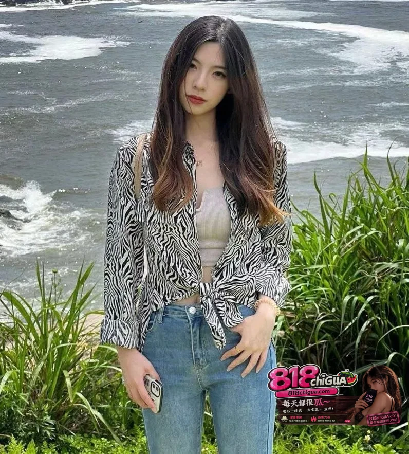 上海师范大学南华学院曹璟洁露脸性爱视频曝光乖乖女跪地深喉被猛操浪叫翻白眼蜜穴被操得一张一合!
