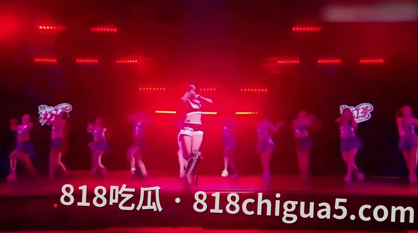AI魔改 中国有嘻哈 多位明星艺人女rapper 全裸舞台上被操到腿软 明星不一样的一面