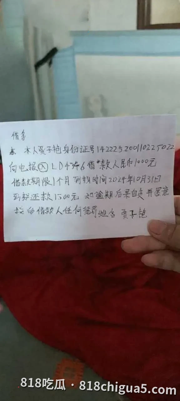 肉感十足的少妇对镜拍摄极具反差 山西大学母狗贾子艳裸贷逾期惨重债主曝光私密视频 胸前大吊钟看得让人心醉