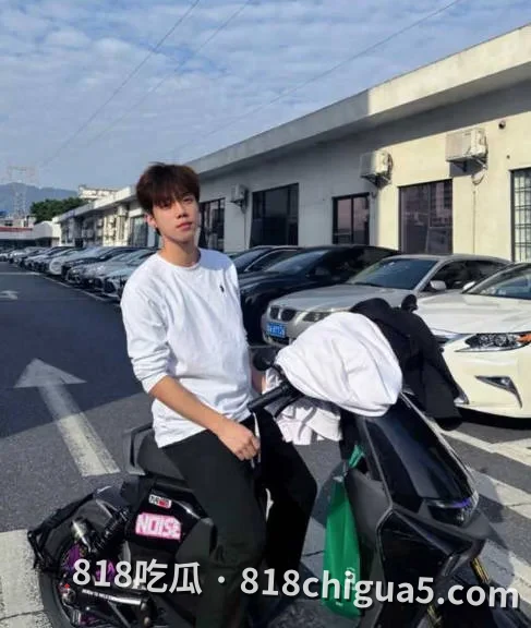 抖音王者主播林夜被曝约炮睡粉,露骨聊天记录+淫秽性爱视频曝光,人设彻底崩塌!