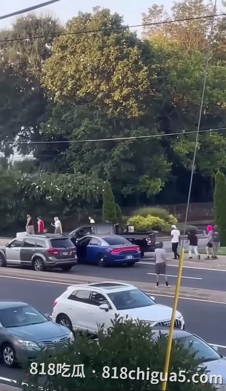 现场比电影更震撼！美国警方跨国/跨州疯狂围剿超速拒捕车，画面超然