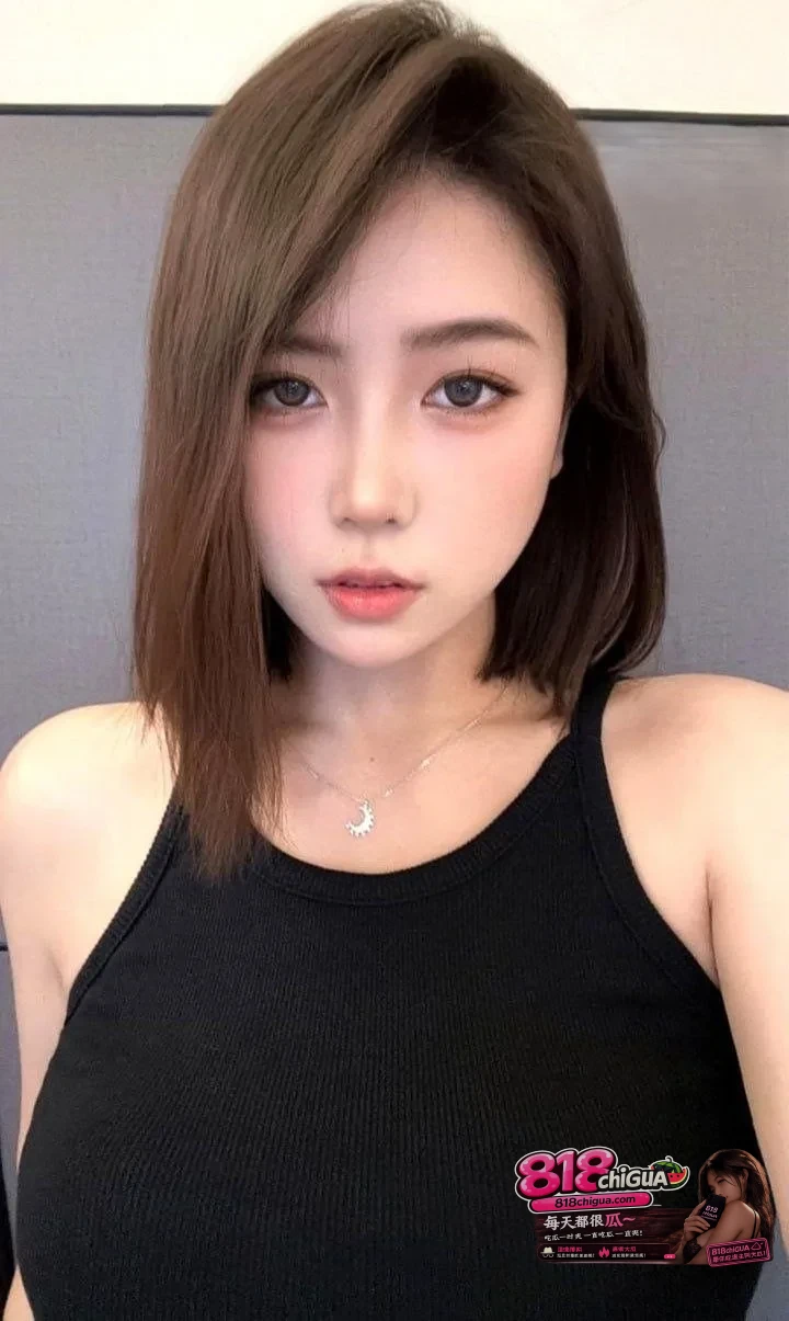 C杯巨乳清熟少妇酒店约炮金主,被狠狠玩弄!全程露脸深喉吃鸡,主动骑乘扭腰尽显妩媚姿态!