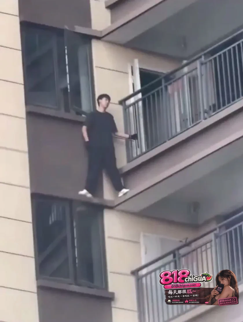不给买苹果手机就跳楼?湖南岳阳15岁男孩“拿命要挟”,是谁惯坏了他?