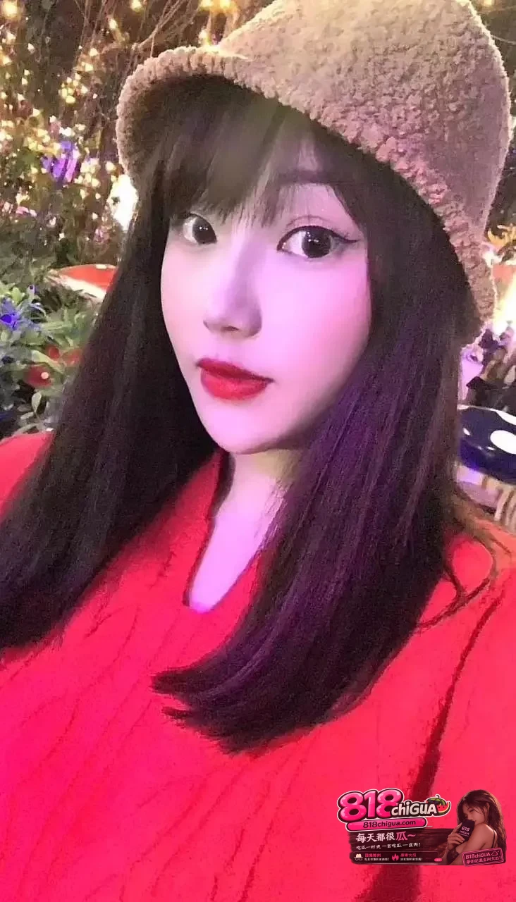 阳江警官陈祥青丑闻曝光，婚内出轨出轨中国银行行长何靖华，私密聊天记录性爱视频被原配老婆曝光！