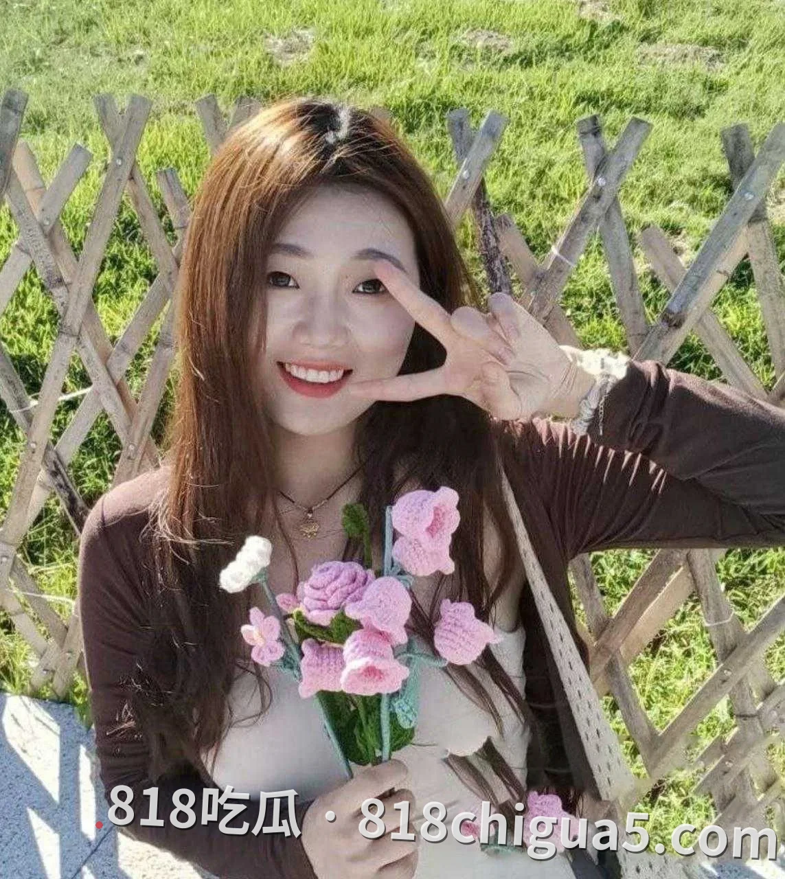 白嫩美乳被黑丝勒紧调教 精液一滴不漏灌进骚穴最深处 上海女大学生陈小梦私下酒店约炮 被各种姿势无情抽插到腿软