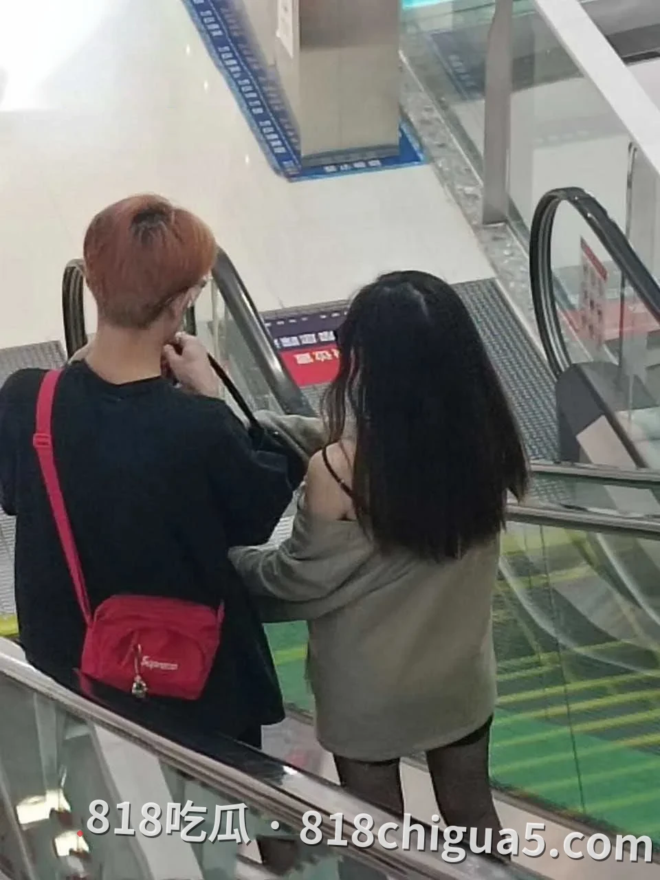 广西大学研究生院女大母狗张若曦酒店出轨视频流出。黑丝美腿骑乘吞吐,口交舔弄到失控,骚浪到骨子里彻底沦陷!