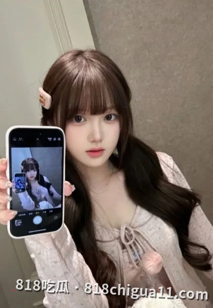 吉林长春清纯少女栾翠华被富少勾搭性爱视频曝光!娇嫩大奶子被揉捏的发红,紧致骚逼无套爆操,叫的越淫荡肏的越快。