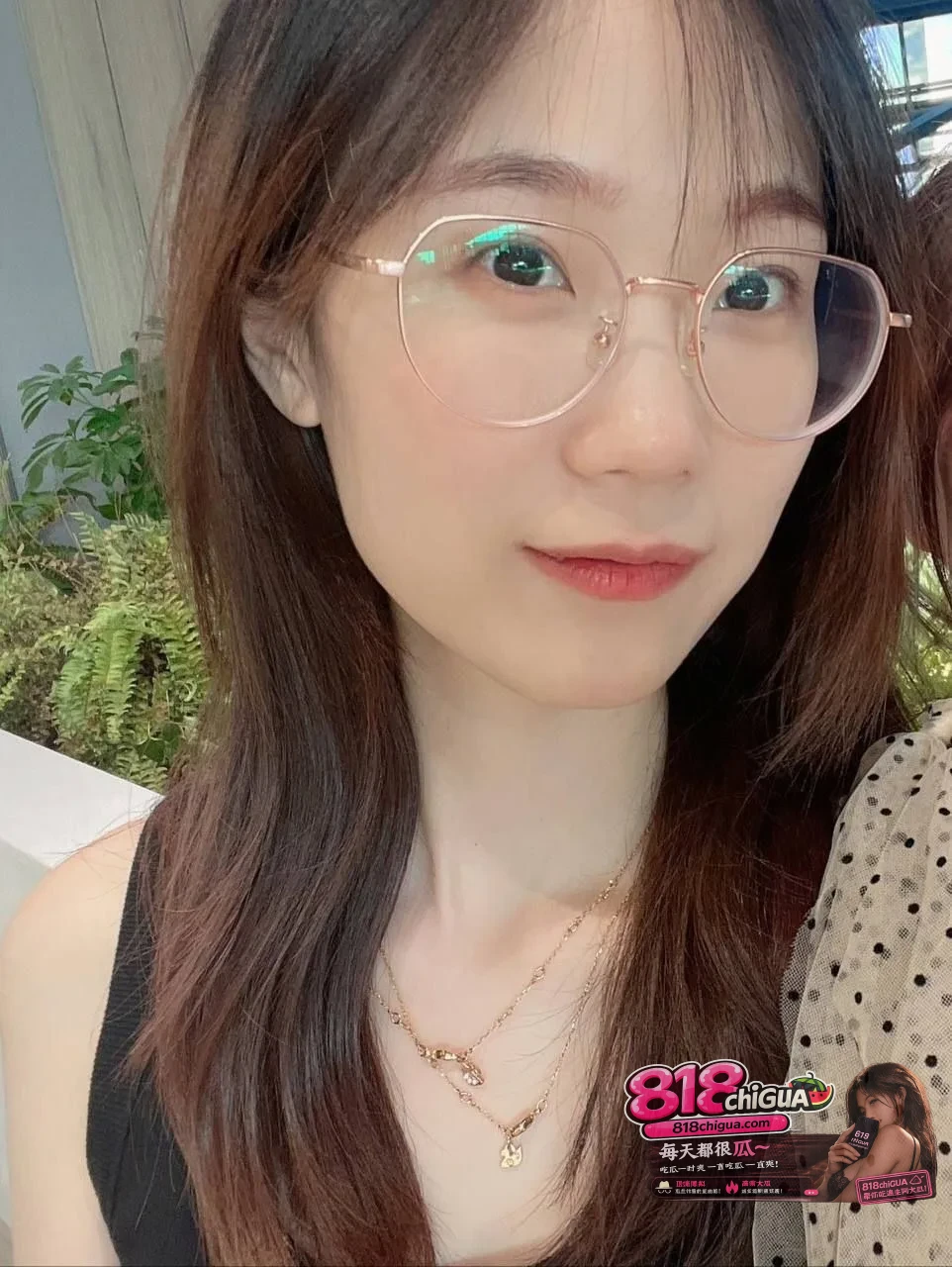 哈医大校花宦雅昕私拍性爱视频曝光表面清纯学霸床上极度放荡撩人眼镜婊约炮3P口爆SM铁证曝光淫荡真面目!
