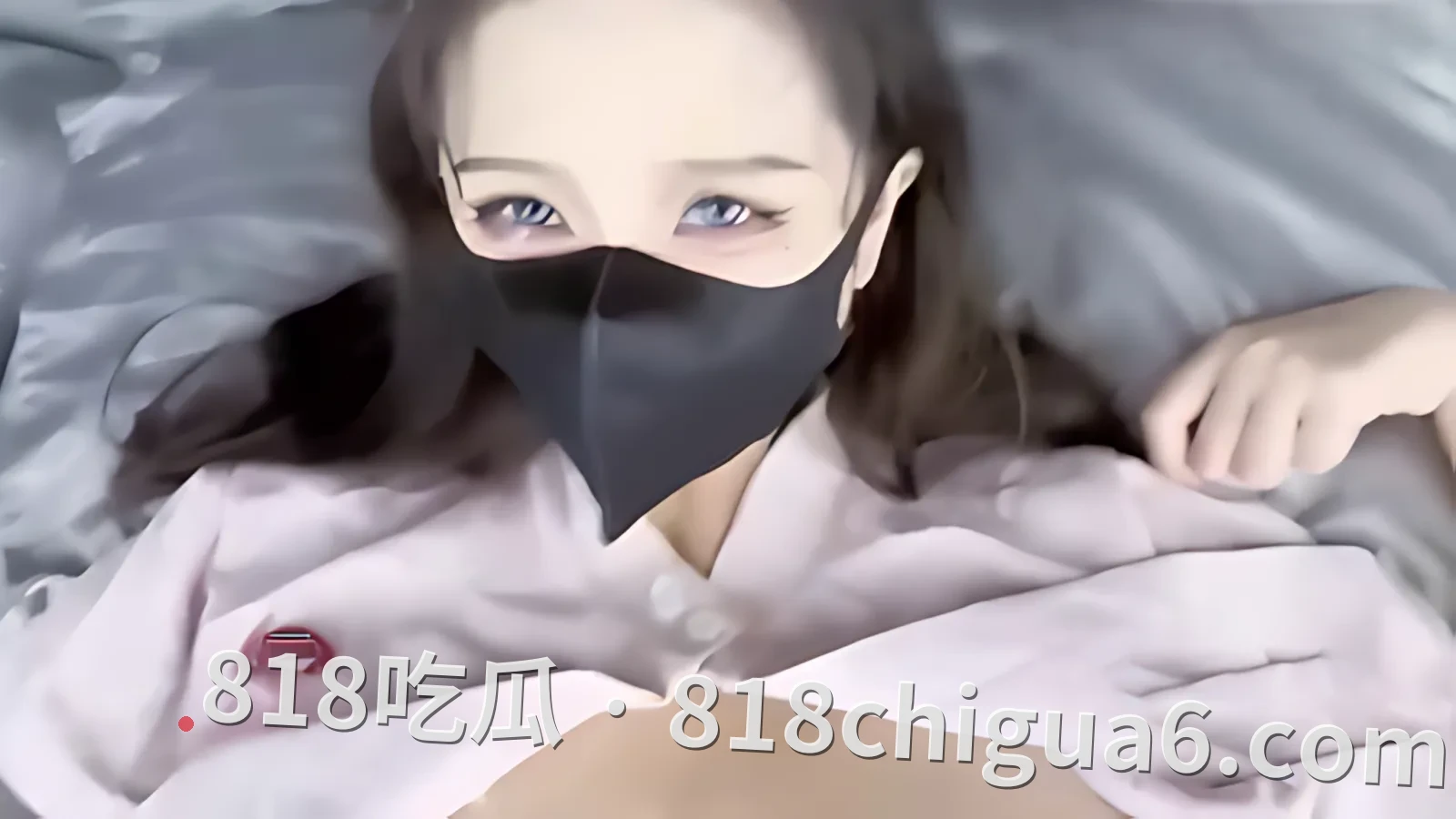 推特女网红苏小涵十月最新私拍作品!穿着诱惑粉色护士服,跪在床上挑逗男患者,骚逼忍不住后直接女上位抽插吸精。