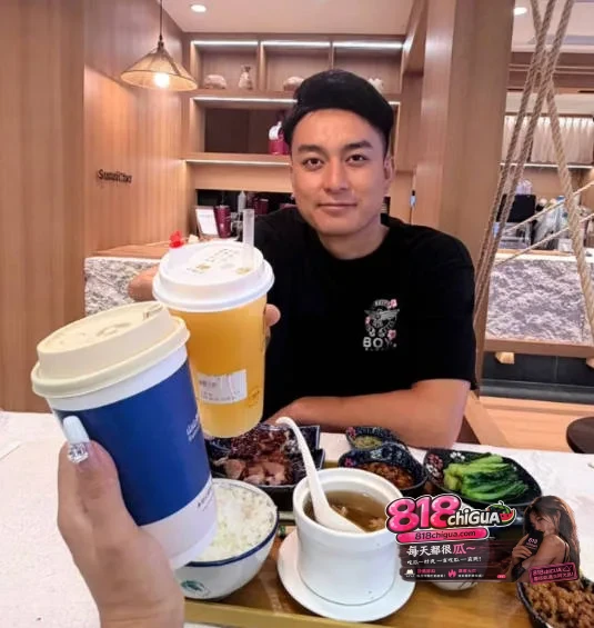 抖音网红哈尼阿乡婚内出轨网红高小姐,怀孕三个月被逼离婚。被原配妻子实名举报,聊天记录偷情视频全网曝光!
