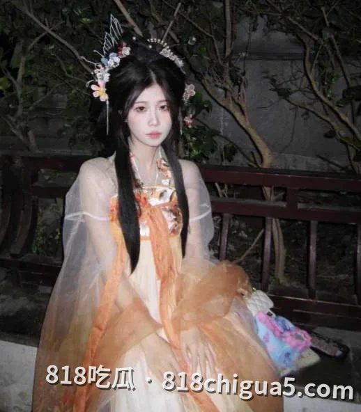 抖音王者主播林夜被曝约炮睡粉,露骨聊天记录+淫秽性爱视频曝光,人设彻底崩塌!