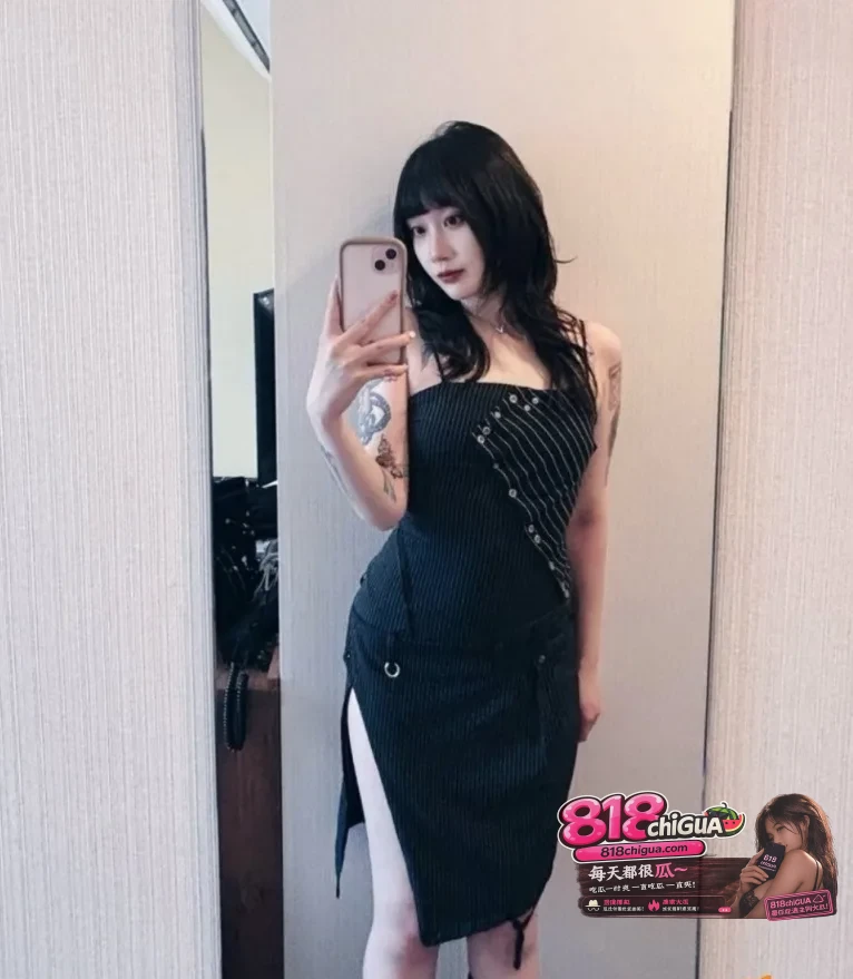 纹身小网美rouu与男友露脸口交做爱视频外流淫荡情侣男主按头深喉猛干极品身材反差骚浪