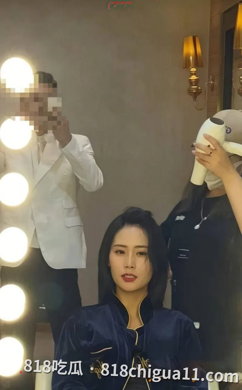 抖音网红鹤壁文妹儿早期私密约炮视频曝光:评论区内粉丝们纷纷使用暗语留言索求更多片段,暗示该博主以前经常在各大城市出没,尺度之大令人咋舌!