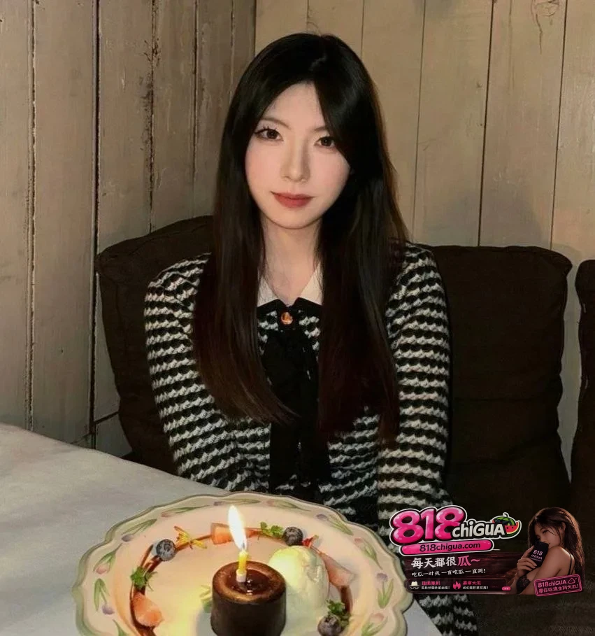 上海师范大学南华学院曹璟洁露脸性爱视频曝光乖乖女跪地深喉被猛操浪叫翻白眼蜜穴被操得一张一合!