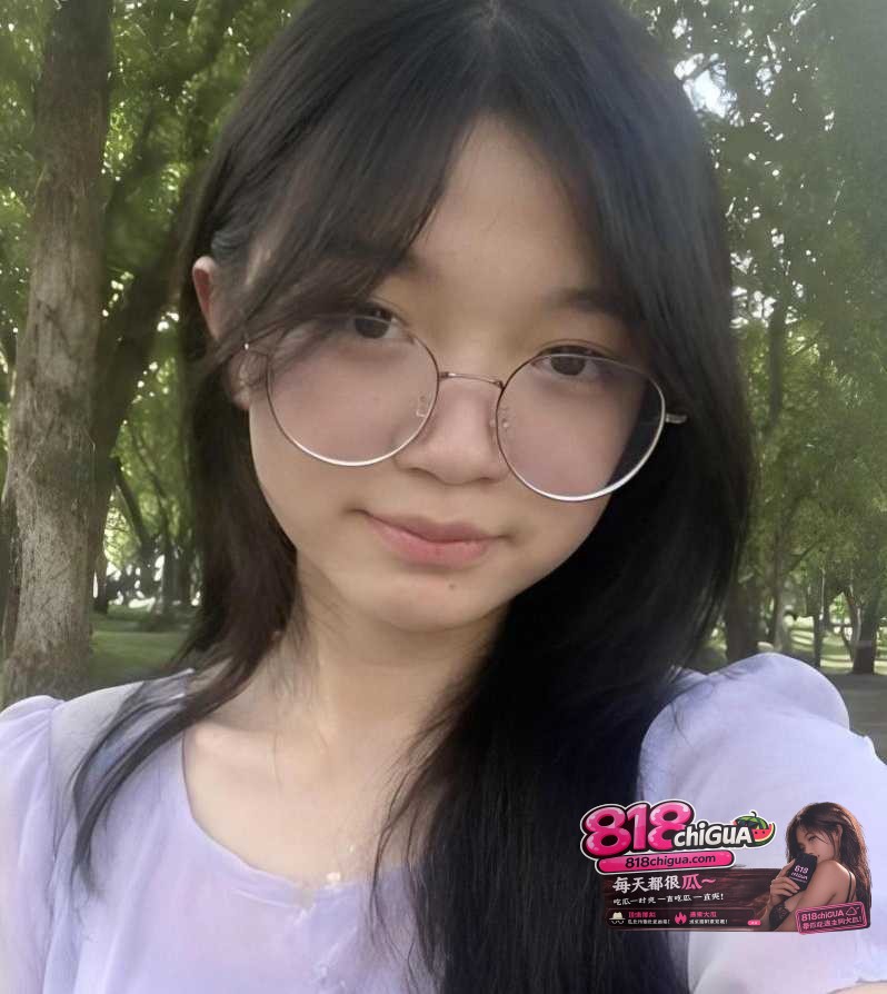 十个眼睛九个骚 还有一个是母狗 河南师范大学眼镜妹童欣欣性爱视频