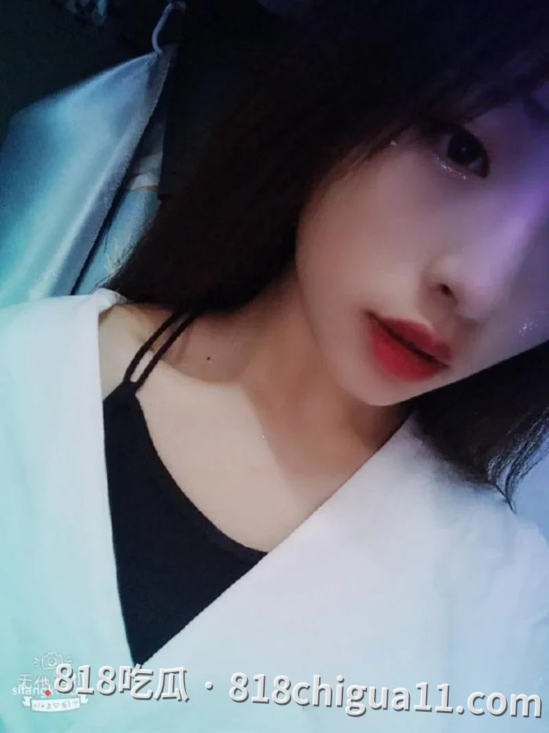 抖音网红鹤壁文妹儿早期私密约炮视频曝光:评论区内粉丝们纷纷使用暗语留言索求更多片段,暗示该博主以前经常在各大城市出没,尺度之大令人咋舌!
