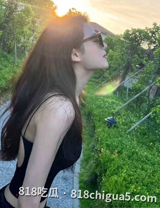 快手百万粉网红一哥脱口秀直播自曝出轨!与465万粉女主播乐宝宝暧昧黑历史全盘脱出,网友深扒曝光淫秽视频!