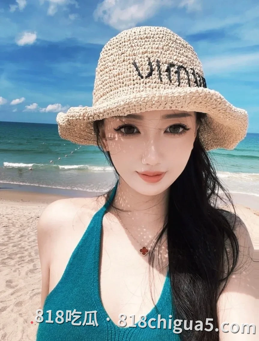 湖北职业技术学院拜金学姐 杨佳慧 闺蜜曝光其勾搭金主 酒店性爱视频 全学校疯传 人设彻底崩踏