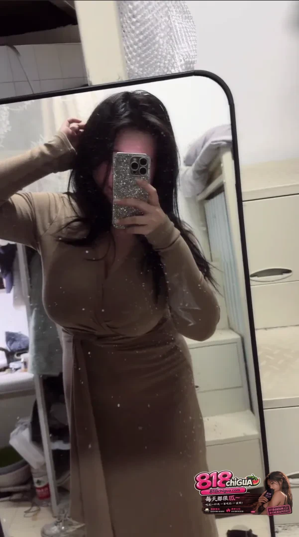 抖音巨乳网红无脑患者/Ruu 私拍视频 清纯面容核弹巨乳 肥美蜜穴勾人魂魄 淫骚气质完美呈现