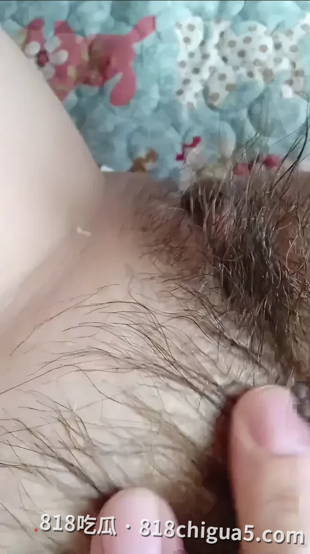 快手巨乳少妇 大女人晨晨 高价定制露奶自慰福利私拍曝光 熟女风情诱人舔屏 平时清纯良家形象 私下全裸掰穴假屌自慰骚到爆炸