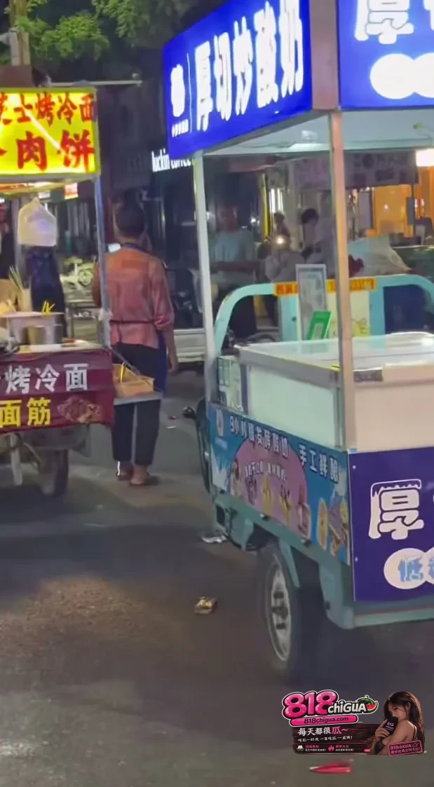 高阳今天是怎么了?白天全城围观“撕三”,晚上大妈摆摊竟生生咬断他人手指!