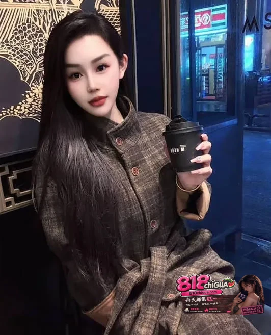 抖音网红哈尼阿乡婚内出轨网红高小姐,怀孕三个月被逼离婚。被原配妻子实名举报,聊天记录偷情视频全网曝光!