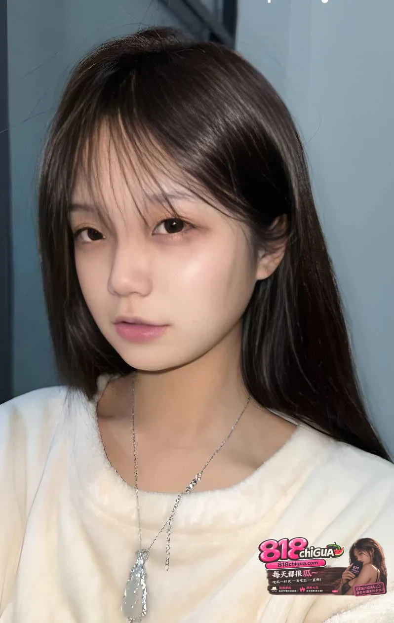 擦边哪有下海好 抖音网红藤藤菜下海金主定制自慰视频曝光流出