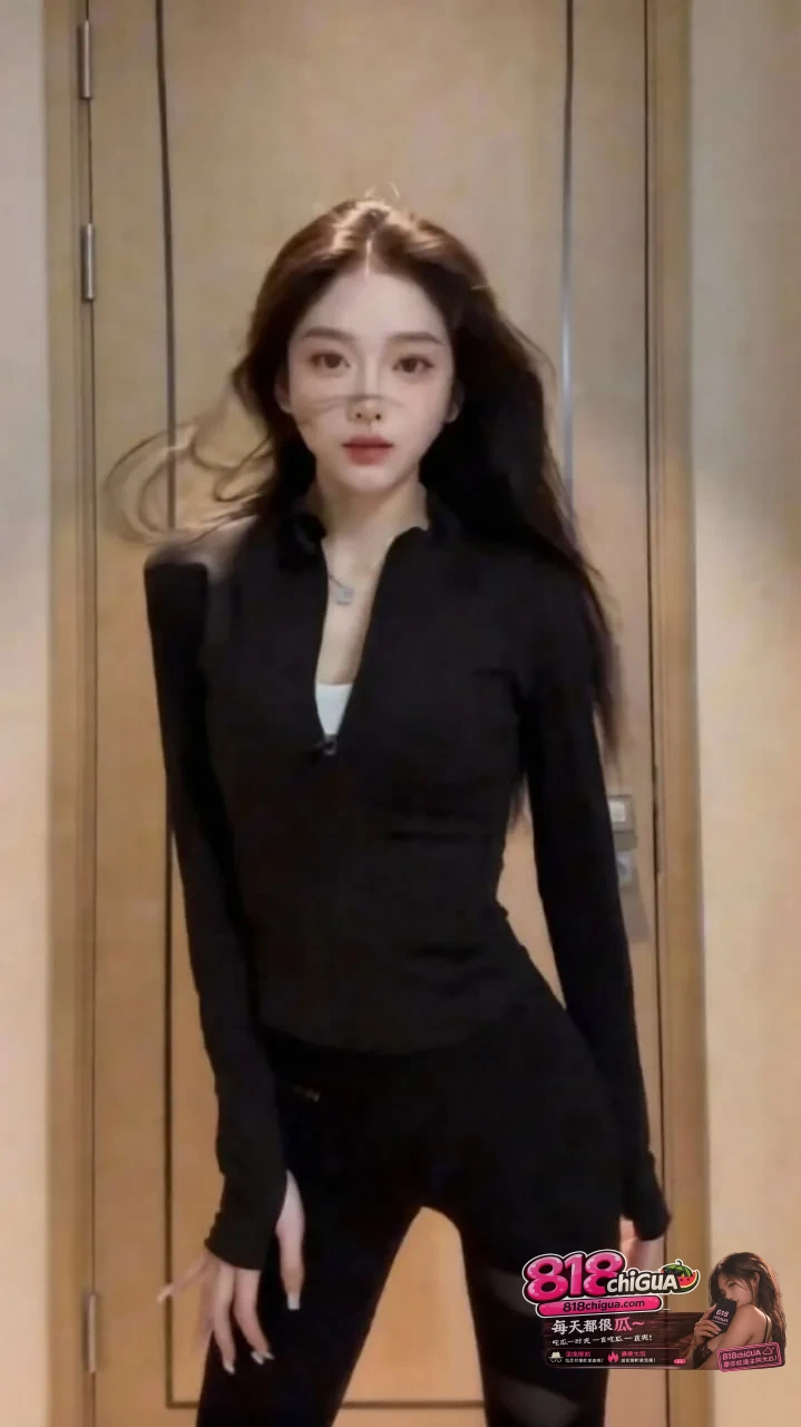 抖音高颜值网红巴旦木公主高调晒出结婚证千万网友炸了丈夫竟是LOL传奇卢本伟55开与前任UU妹10年感情彻底翻篇!