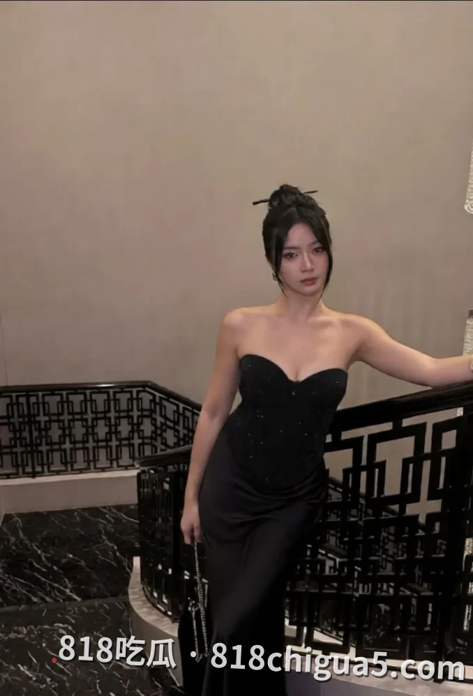 ins高颜值网红驻场歌手 林晋妤 私密视频被前男友曝光 大量黑料视频合集 红色情趣蕾丝性爱直接看硬