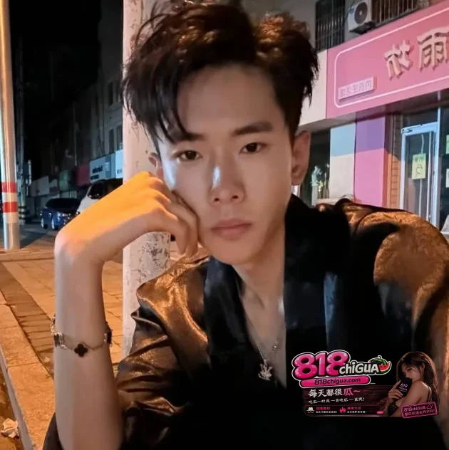 抖音12万粉网红徐芊忆黑料曝光!男友于景安实名爆料:恋爱期间PUA精神控制约炮出轨、卖劣质货疯狂圈钱,人设崩塌!