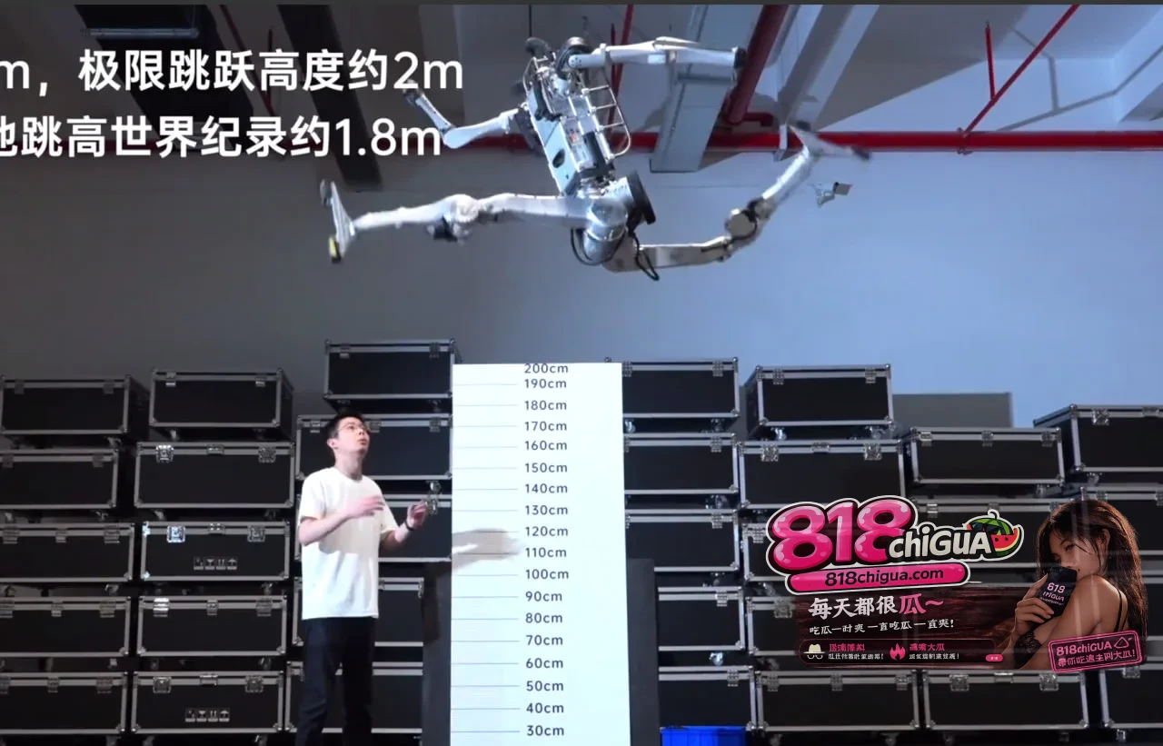 见证历史!宇树科技“超人”全球首发:原地跳高2米、奔跑超越全人类记录!