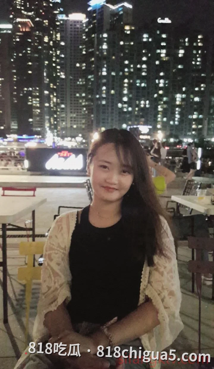 韩国大学生情侣宿舍激情性爱视频,身材火辣的母狗主动骑乘在大鸡巴上扭动腰肢,娇羞又魅惑的骚浪表情让人欲罢不能!