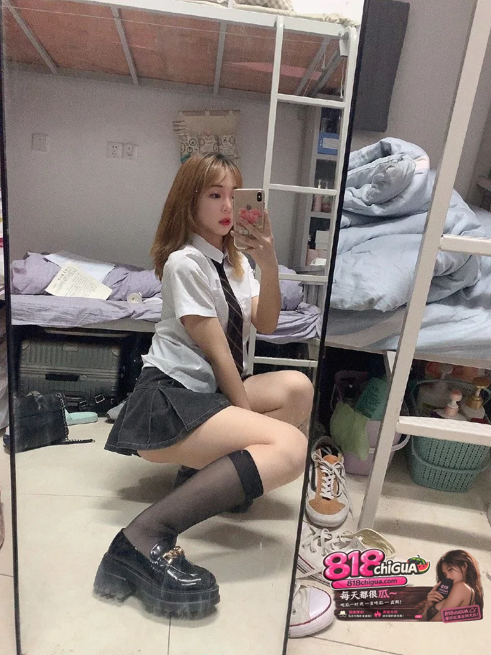 表面越清纯,反差也巨大!山东师范大学高颜值反差学妹徐梓卿淫秽私拍曝光,酒店约炮露脸口交深喉吞精!