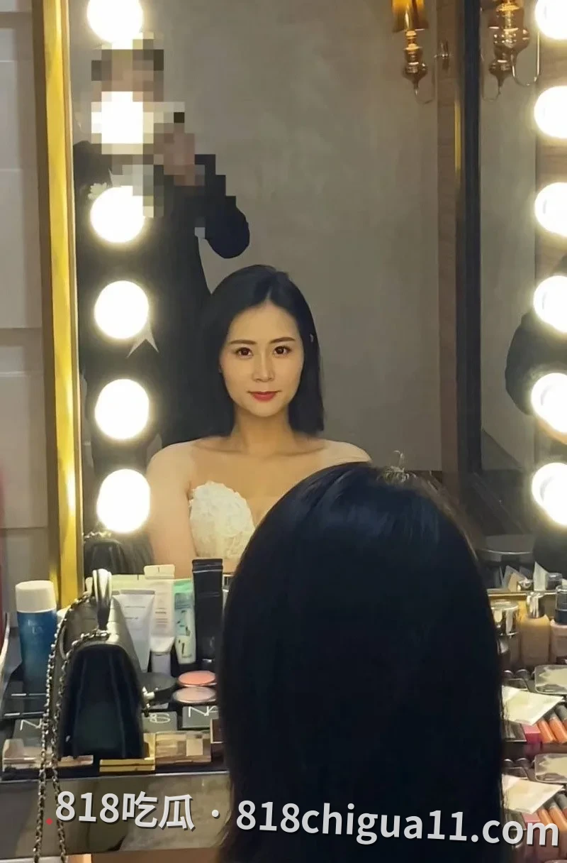 抖音网红鹤壁文妹儿早期私密约炮视频曝光:评论区内粉丝们纷纷使用暗语留言索求更多片段,暗示该博主以前经常在各大城市出没,尺度之大令人咋舌!