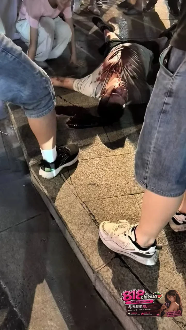街头血案震惊全网!莫要欺负老实人:当善良被逼入绝境,冲动的代价竟是生命!