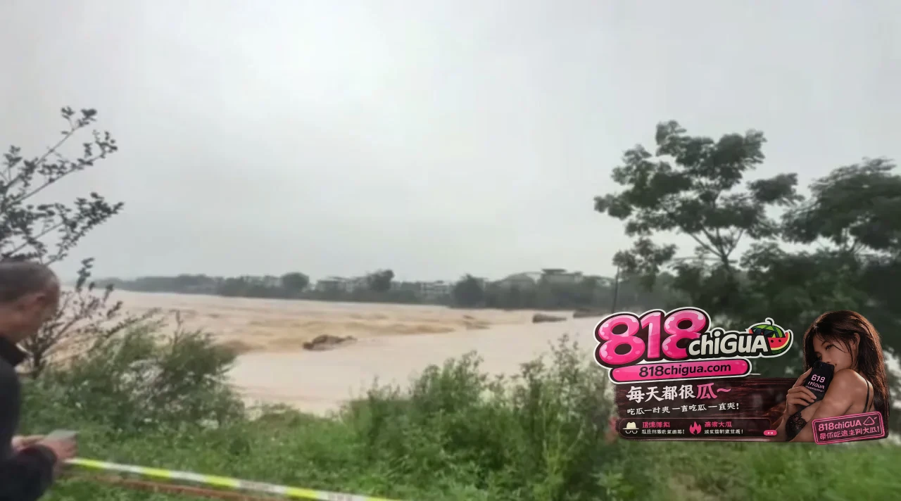 凌晨4点一声巨响!遂川30多年雩田大桥被洪水冲垮,只剩桥墩,万幸无人员伤亡!