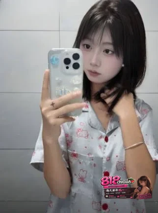 长沙18岁嫩妹【乌萨奇】下海兼职明码标价卖P陪睡,大量性爱视频曝光!跪舔肉棒无套骑乘花样百出!