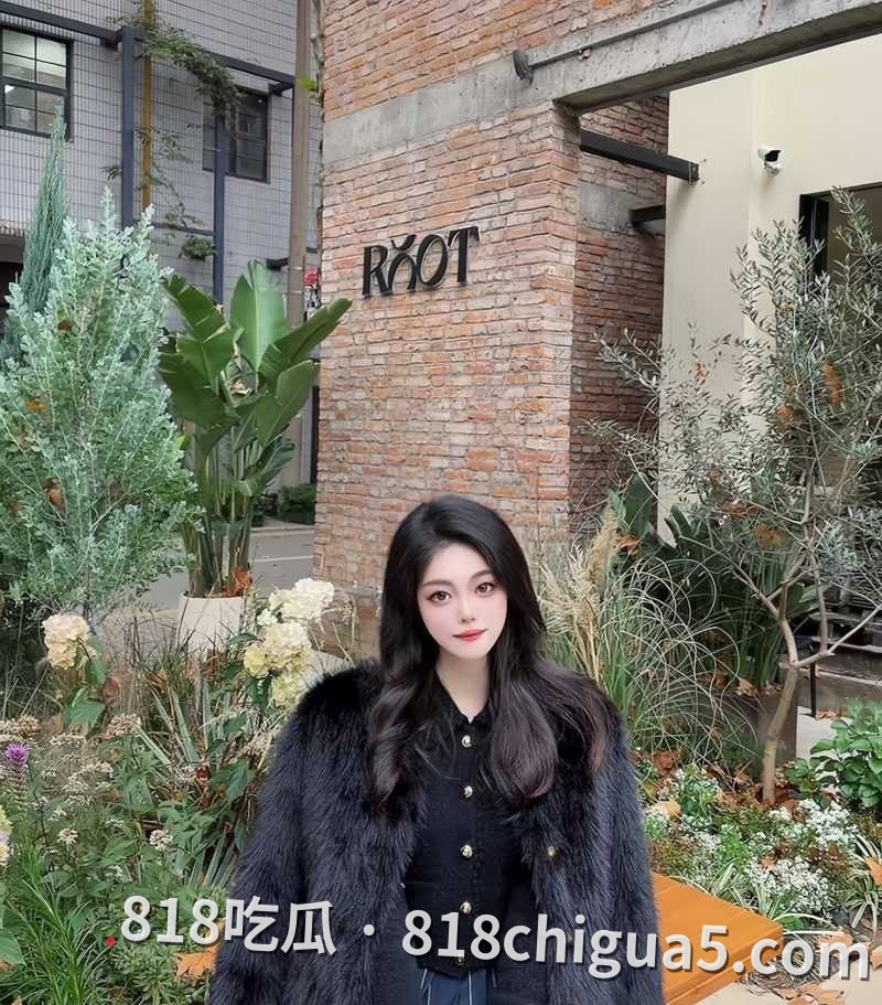 丽水民族学院女大学生 赵晓雨 外表女神私下母狗 在回宿舍还要给学长发骚照求操