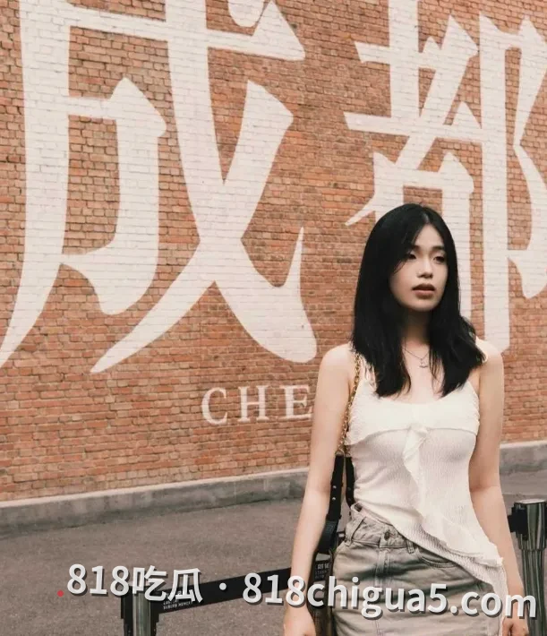 高颜值击剑运动员ins网美 小兔 自拍性爱视频 与前男友酒店激情做爱 美乳被抓到通红 淫靡画面刺激满分