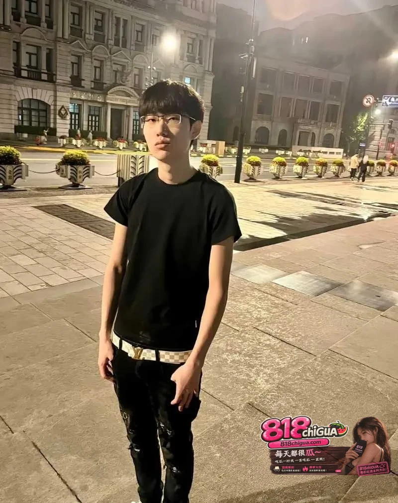 说唱歌手Ash-1(阿屎哥)塌房!私信女粉索要原味内裤、袜子,聊天记录及约粉视频全网曝光人设彻底崩塌!