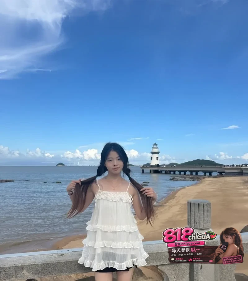 华南理工大学计算机科学与工程系 女大学生陈潇潇 穴毛茂盛被蒙眼玩到高潮腿软