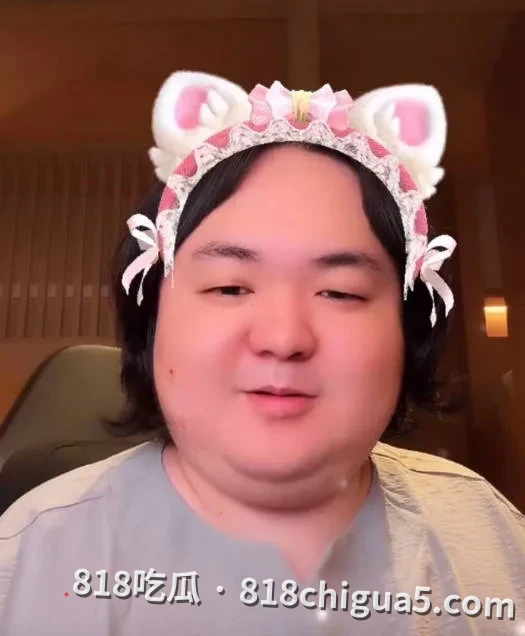 抖音2000万粉陈伯澳门狂输800万,上三楼私密按摩场所嫖娼黑料曝光!极品身材纹身御姐上位坐骑扭腰榨汁,技术娴熟堪比女优!