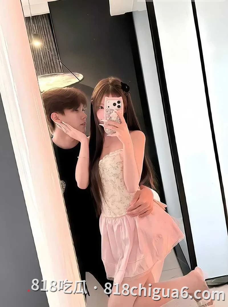 抖音情侣博主张玮轩出轨偷情被女友凡凡酱公开曝光 不雅视频和私密图片长篇聊天截图