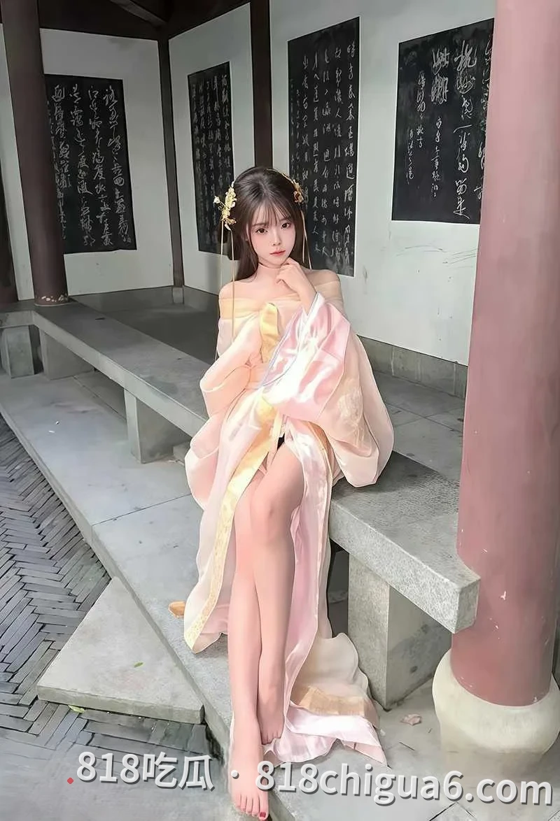 抖音情侣博主张玮轩出轨偷情被女友凡凡酱公开曝光 不雅视频和私密图片长篇聊天截图
